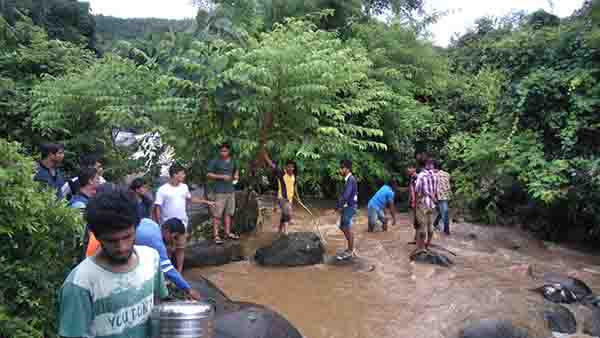 ಜಲಪಾತದಲ್ಲಿ ಈಜಲು ತೆರಳಿದ್ದ ಆರು ಮಂದಿ ಪ್ರವಾಸಿಗರು ನೀರುಪಾಲು